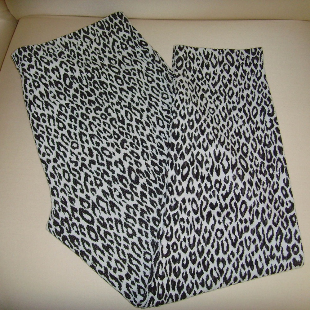 NEW - JOAN VASS Stretch Leopard Print Pants - 1X